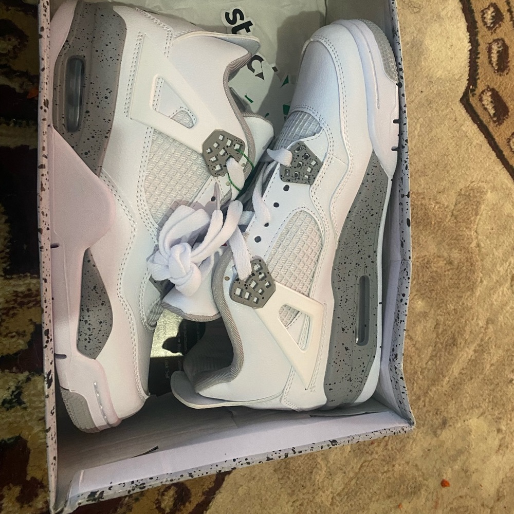 Jordan 4 White Oreo